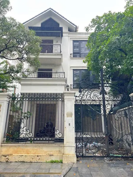 Bán biệt thự kdt mỹ đình ii đường rộng, thông thoáng 200m2 đường thông, thang máy giá 59 tỷ