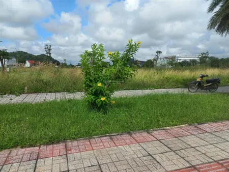 Điểm tư vấn chuyên nghiệp và bán nhanh số 1 tại đô thị c&t hà tiên. . 1 số nền giá rẻ hiện có