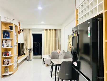 Bán nhanh căn góc 3pn + 2wc sổ hồng lovera vista view pháo hoa tặng nội thất giá 3,9 tỷ
