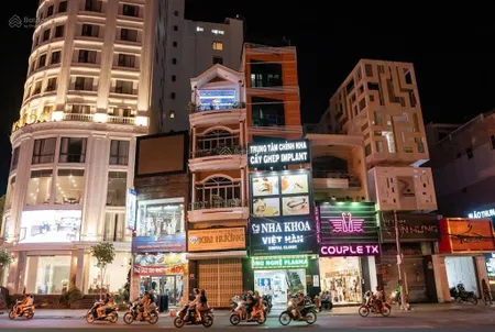 Nhà 7 tầng ngay vòng xoay mặt tiền đường quang trung đang có sẵn hđ thuê
