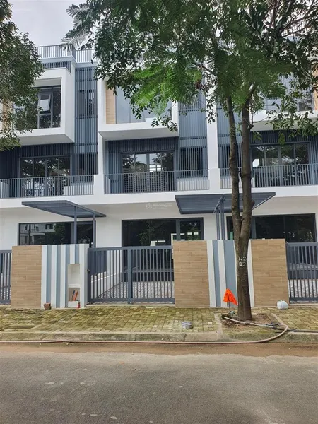 Nplk 5x20m tại kđt đông tăng long q9, giá 8 tỷ 9 rẻ nhất đường 12m kế công viên