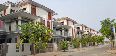 Rổ hàng nhà đtl 5x20m 7.6tỷ 8x20m 10.5tỷ 10x20m 16 tỷ 10x32 22,2 tỷ 400m2 25tỷ.0909 483 ***