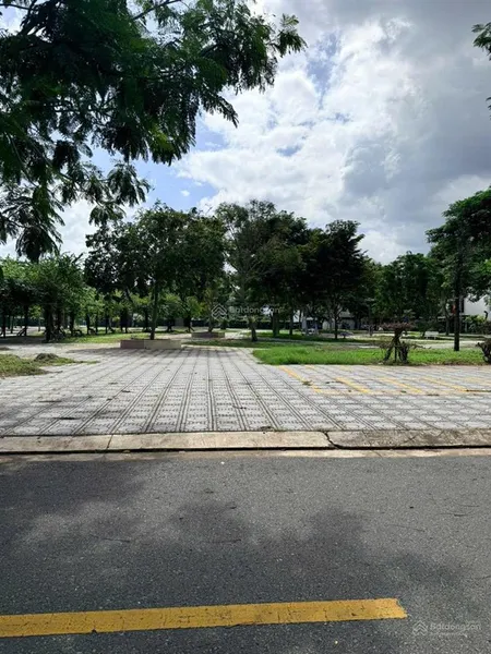 Hiếm! bán nhà 3 tầng có sổ kdt hà quang đối diện công viên