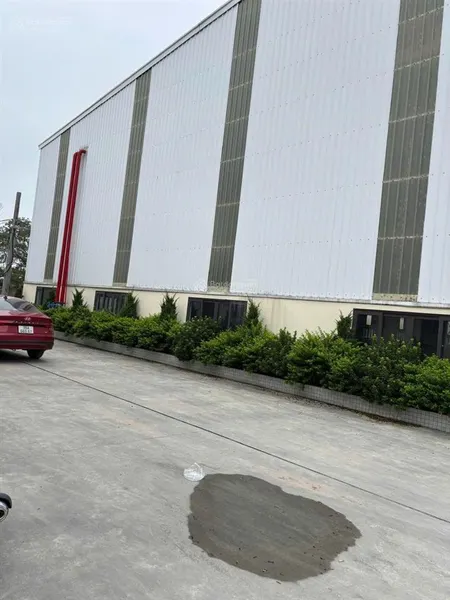 Bán đất dt 2600m² đã có nhà xưởng cẩu trục xưởng cao 8m giá chỉ có 12 tỷ