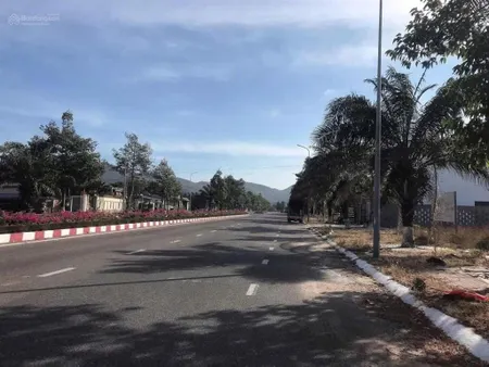 Đất mặt tiền hùng vương tt. long hải, long điền brvt 0903 066 *** chuyên nhà đất long hải giá đt