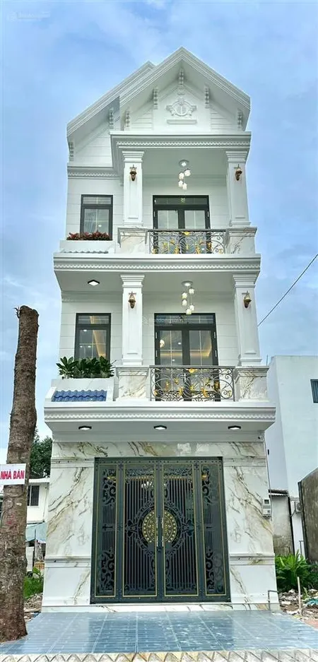 Bán nhà 1 trệt 2 lầu mới 100% tặng nội thất cao cấp lộ giới 19m thuận tiện ở mở vp công ty tại nhà
