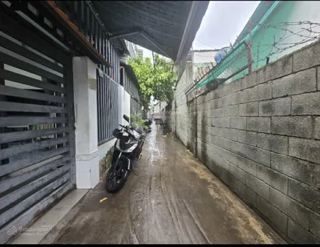 Gấp bán nhà sát hoàng diệu 2 đường xe hơi