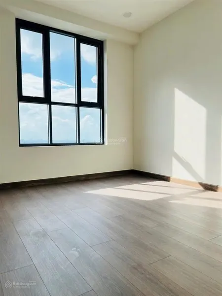 Chính chủ cần bán căn ht pearl 2 phòng ngủ 72m2 giá 2,9tỷ sổ hồng nhà đẹp