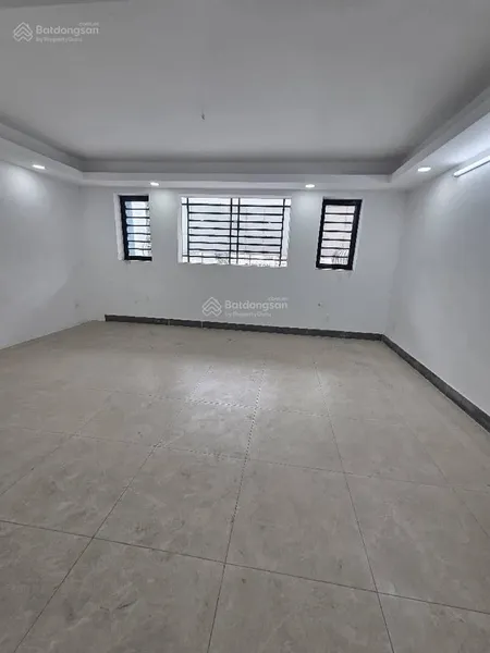 Bán nhà mặt tiền đ.lê sát q.tân phú giá rẻ nhỉnh 8.0 tỷ