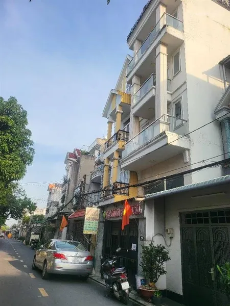Bán khách sạn dòng tiền khai thác 70 triệu/ tháng thới an quận 12