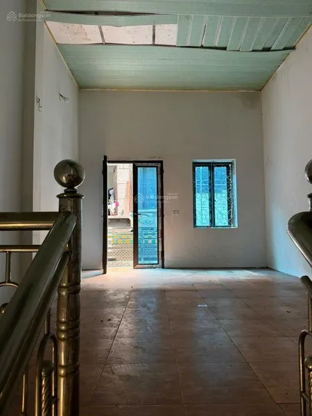 Bán nhà 2 tầng làng tỷ phú đồng kỵ diện tích 50m đường thông ô tô dân cư sầm uất nhỉnh 2 tỷ