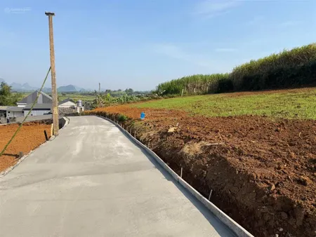 Bên mình cần bán chỉ 3xx triệu lô x mầm non có ngay hơn 100m2 đất full thổ cư khu công nghiệp