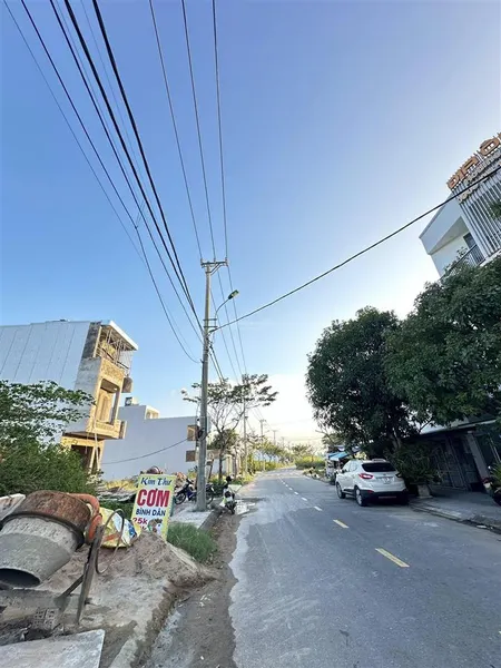 Phan hoan đối lưng quảng nam trục thông đẹp
