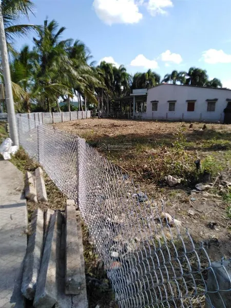 Bán đất đẹp tân trụ long an 748m2
