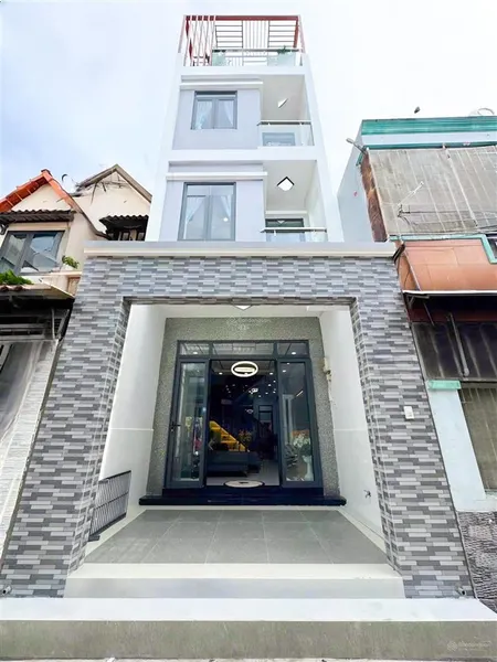 Bán nhà sổ riêng 61,5m2 hoàn công 4 tầng full nội thất đường chuyên dùng 9 p. phú mỹ quận 7