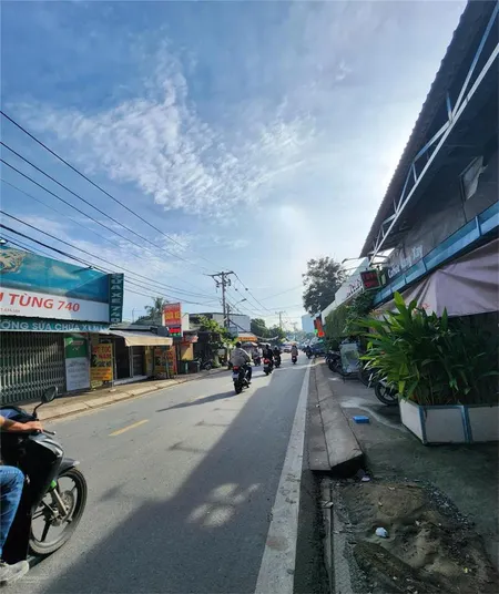 Hiếm mặt tiền phước thiện dt 148m2 giá 13.x tỷ sát vinhomes grand park q9, nguyễn xiển
