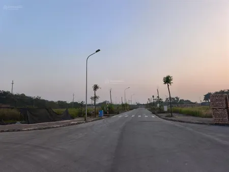 Bán đất 81m2 tại đình tổ, thuận thành, bắc ninh, giá 42 triệu / m2, view đẹp