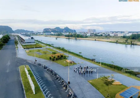 Sụp hầm hiếm có bán đất biệt thự 375m2 lô kề góc ngã tư thông thẳng ra sông chỉ 16,x tỷ