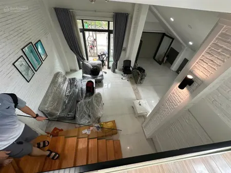 Bán căn biệt thự siêu đẹp đường 23 hiệp bình chánh, biệt thự 2 tầng, có gara xe hơi riêng, siêu rẻ