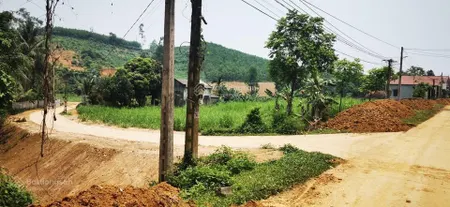 Gia đình cần bán mảnh kcn lam sơn sao vàng thanh hóa 126m mt 5m sẵn sổ đỏ đường 10m giáp mặt đường