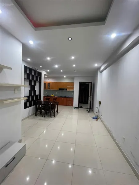 Chung cư 8x đầm sen đã có sổ hồng, 64m2, 2 phòng ngủ cần bán. 0812 608 ***