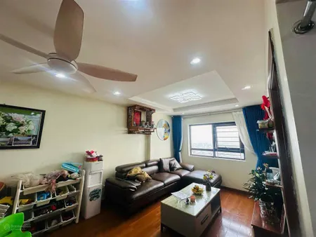 Bân căn hộ 80m 2 ngủ 2wc, giá 5,7 tỷ. 0983 345 ***