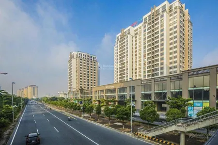 Udic westlake tây hồ. bán căn 4pn 2wc dt 149m2 thông thuỷ, tầng cao, nội thất cơ bản cđt, đã có sổ