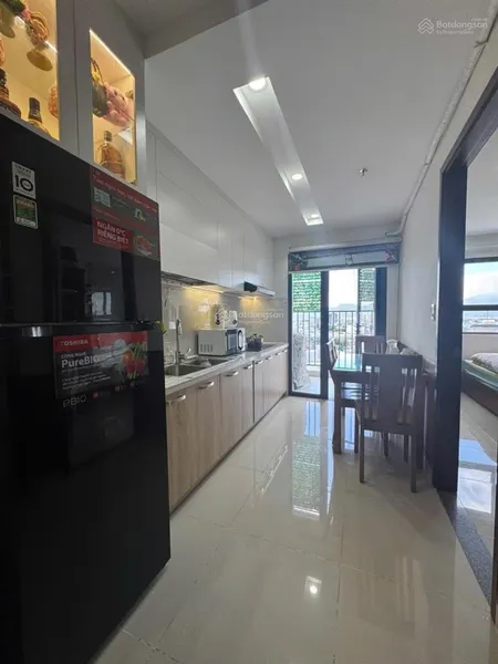 Bán căn 47,6 m2 , 2 pn , 1 wc , nội thất đẹp , bancol đông nam giá 2,7 tỷ , 0906 549 *** sơn