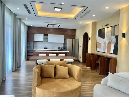 Chính chủ cần bán căn biệt thự mặt hồ 600m2. cắt lỗ sâu giá 8.5 tỷ