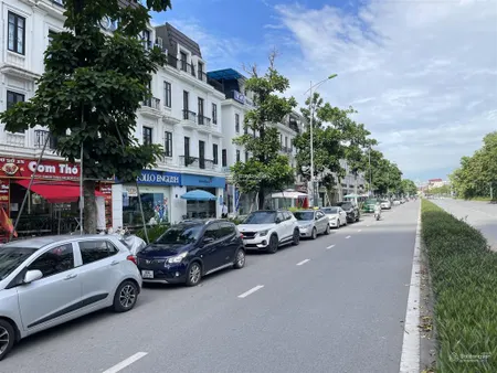 Mới ra căn shophouse embassy garden trục hoàng minh thảo 120m2 78 tỷ