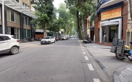 Bán nhà mặt phố lý nam đế 41m 10 tầng tháng máy, mt 6.8m giá 57.76 tỷ, kinh doanh, homestay