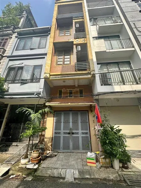 Bán gấp nhà lk trần đăng ninh, 52m2, mt 4m, ô tô tránh,kinh doanh, vỉa hè, giá đầu tư 19 tỷ