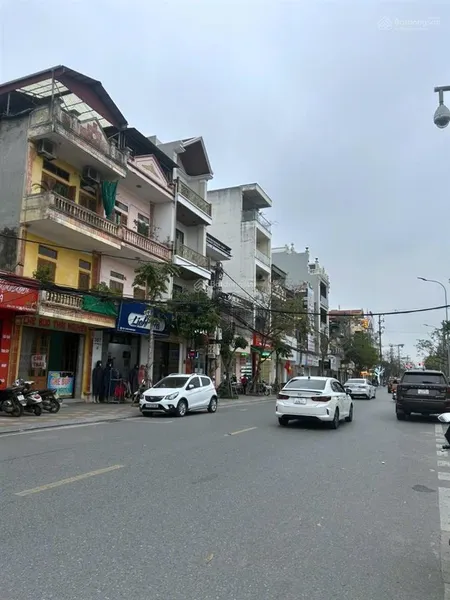 Cực hiếm nhà lý bôn vị trí đắc địa