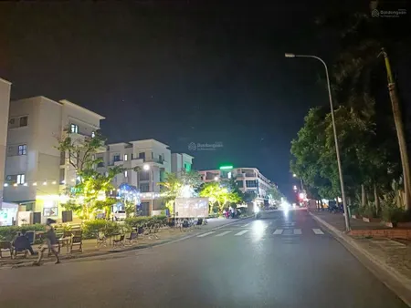 Bán nhà tại trung tâm khu công nghiệp vsip bắc ninh đang cho thuê 13 triệu 1 tháng