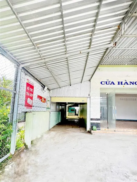 Bán nhà + kho + đất gần kcn thạnh lộc, kế ubnd xã thạnh lộc. diện tích 1.345m2 có sẵn nhà kho