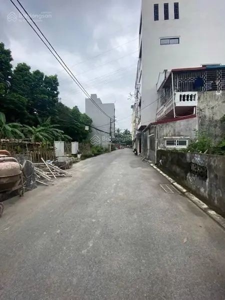 Đất phân lô đông ngạc mặt tiền 7m, đường 3 ô tô tránh, vị trí đẹp hiếm có
