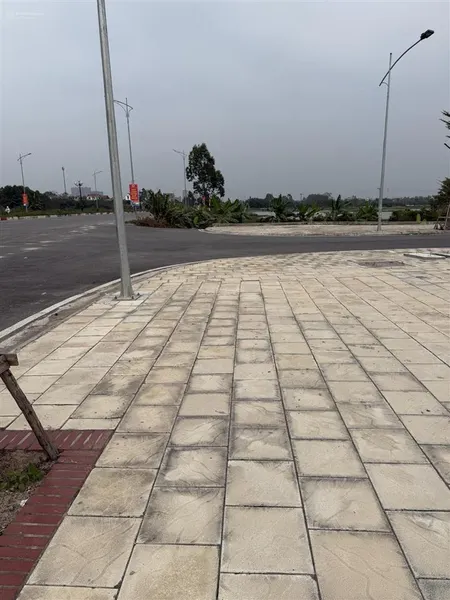 Bán đất khu đô thị đồng sơn, phường đồng sơn , bắc giang. 96m2 mt 6m. đường 20m. giá 3,4 tỷ