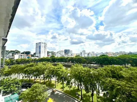 Chung cư 23/29 lê văn duyệt, bình thạnh 3.69 tỷ, dt 60m2, 2pn, view bờ kè trường sa, shr