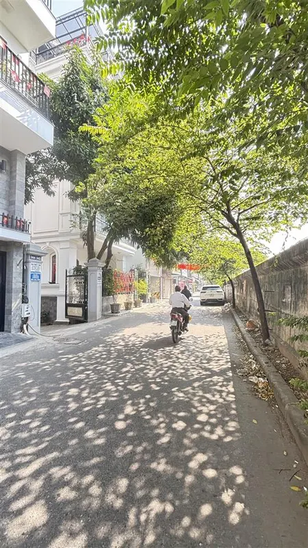 Bán đất 150m2, mt 9m, 33.3 tỷ, phú thượng tây hồ, phân lô, gần phố vỉa hè rộng, oto vào đất