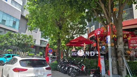 Building siêu vị trí góc 2 mặt tiền lê thị chợ 355m² hđt 240tr/th highlands thuê giá 94 tỷ
