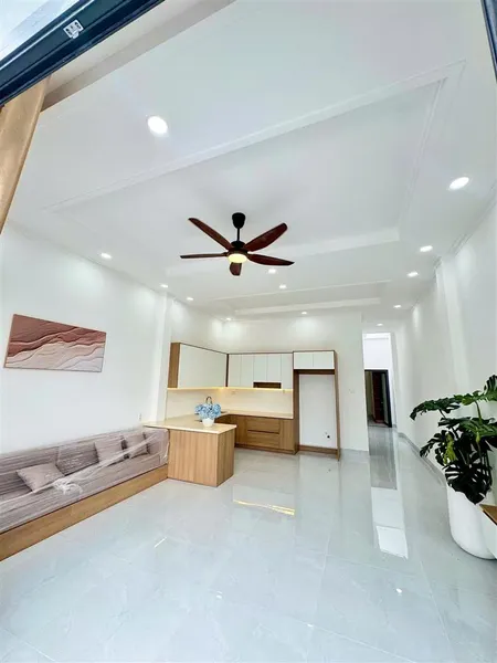 Cần bán căn nhà mới xã hàm liêm nằm đối diện kdc hoà bình