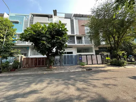 Chuyên bán biệt thự nhà phố phú mỹ vạn phát hưng 6x21m giá 20 tỷ, dt 10.5x21m giá 31 tỷ quận 7
