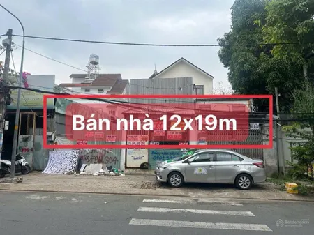 Giá 35,7 tỷ. tốt đường kinh doanh kdc tân quy đông, ngang 12x19m