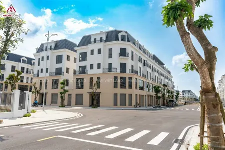 5,3 tỷ mua đứt nhà phố 5 tầng đối diện vinhomes thanh hóa. quỹ nội bộ giảm thêm tới 7% + 200tr.