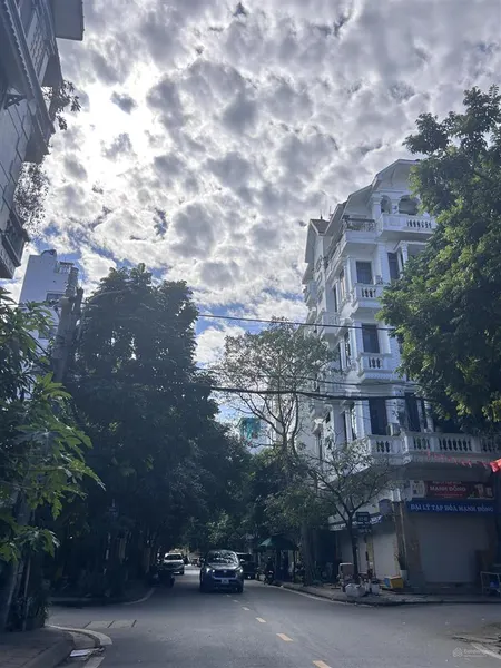 Bán đất phân lô quân đội 918 phúc đồng long biên 85m2, không nỗi phong thủy vỉa hè 2 bên, giá 25 tỷ
