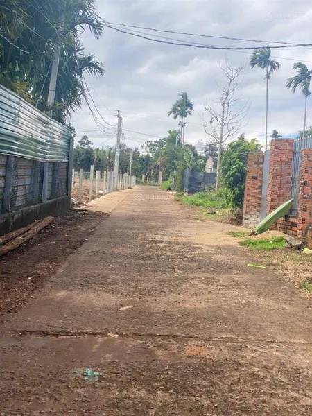 Chính chủ bán đất 240m2 tại buôn komleo đại lộ đông tây, hòa thắng, buôn ma thuột, 1,1 tỷ