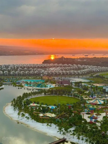 Bán lô đất đẹp view triệu đô, mát mẻ hàng xóm vinhomes, ngay cầu long đại long phước