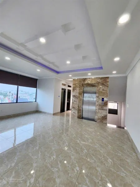 Bán tòa nhà 1 hầm 6 tầng nổi. xây mới thiết kế làm văn phòng. ngay khu tttm big c dĩ an, tp hcm