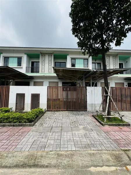 Duy nhất căn 1 trệt 1 lầu giá 2.8 tỷ tại sun casa central