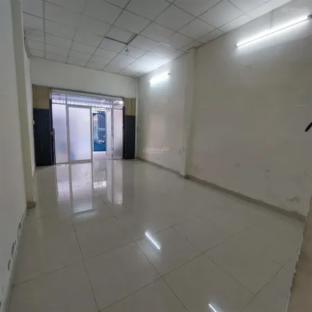 Nhà 4x23 ,1xet trường chinh chợ lạc quang 50 m ,đường 5m nhựa thông vị trí đẹp